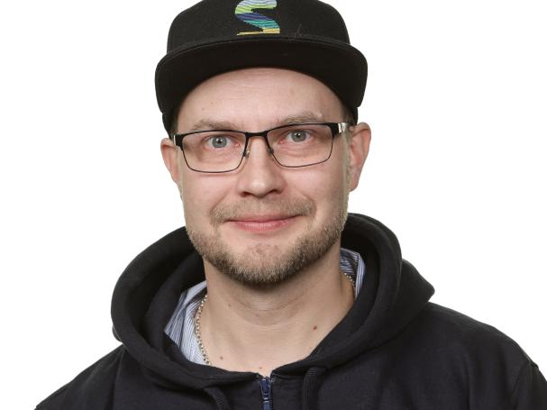 Kouluttaja Jari Kainuvaara.